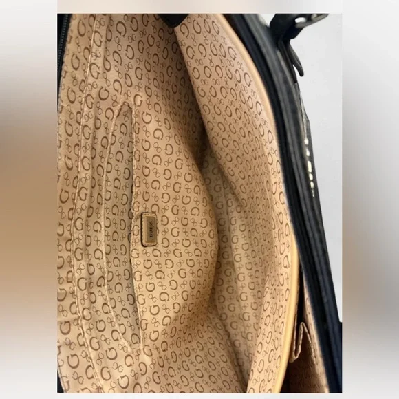 GUESS Large Black Tote Bad - Picture 6 of 8